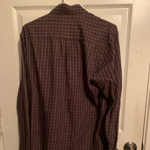 Button down shirt, checkered pattern. - Picture 3 of 3